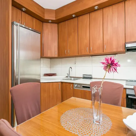 With Parking Space - 24252 شقة *